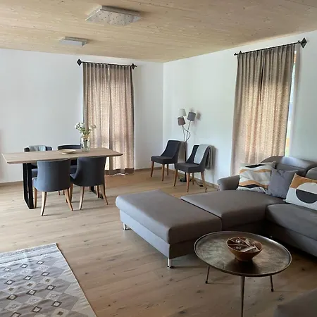 Luxner אכנקירש